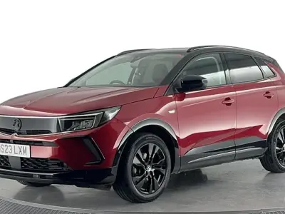 Gebraucht Vauxhall Grandland X S 131 PS (96 kW) 2023 Rot SUV