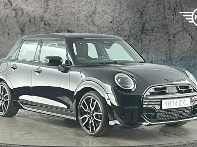 Used Mini Cooper Hatch 154 HP (113 kW) 2024 Black Hatchback