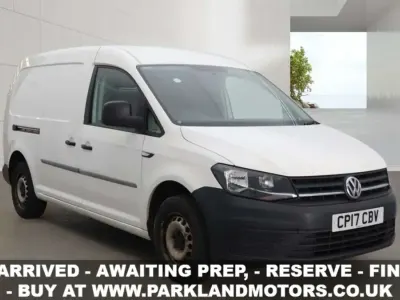 Usado VW Caddy Startline 102 HP (75 kW) 2017 Branco Monovolume