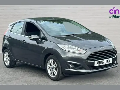 Used Ford Fiesta Zetec 80 HP (58 kW) 2016 Grey Hatchback