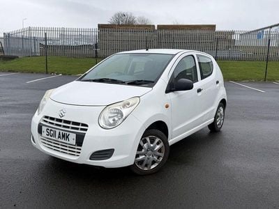 Used Suzuki Alto SZ3 68 HP (50 kW) 2011 White Hatchback