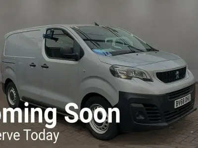 Used Peugeot Expert 95 HP (69 kW) 2019 Silver Van