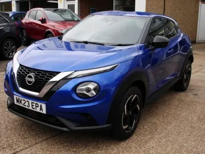 Used Nissan Juke N-Connecta 114 HP (83 kW) 2023 Magnetic blue SUV