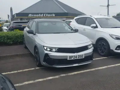 Used Vauxhall Astra GSe 225 HP (165 kW) 2024 Grey Hatchback