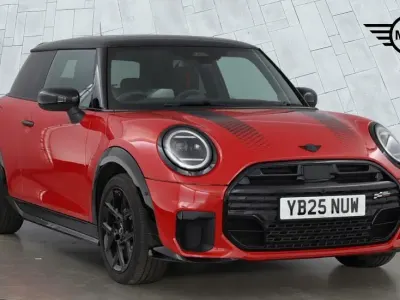 Usado Mini Cooper S Hatch 201 HP (147 kW) 2025 Vermelho Citadino