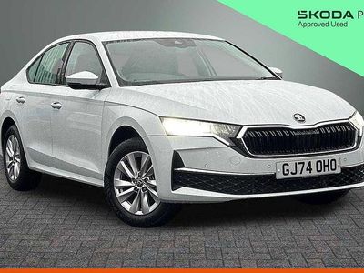 Used Skoda Octavia SE Technology 85 HP (62 kW) 2024 Moon white metallic Hatchback