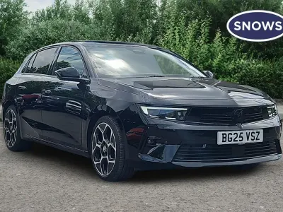 Used Vauxhall Astra Ultimate 130 HP (95 kW) 2025 Black