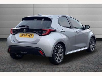 Used Toyota Yaris Hybrid 116 HP (85 kW) 2024 Silver Hatchback