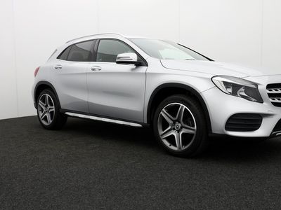 Mercedes GLA200