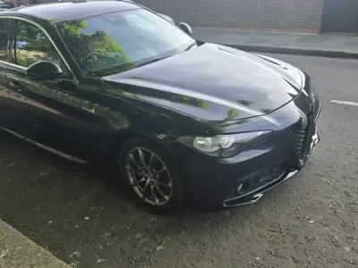 Begagnad Alfa Romeo Giulia 2018 Svart Sedan