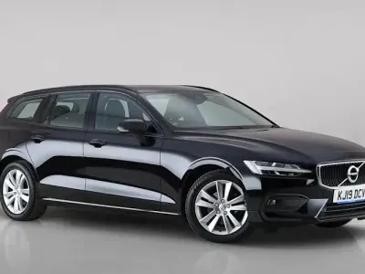 Used Volvo V60 Momentum 190 HP (139 kW) 2019 Black Estate