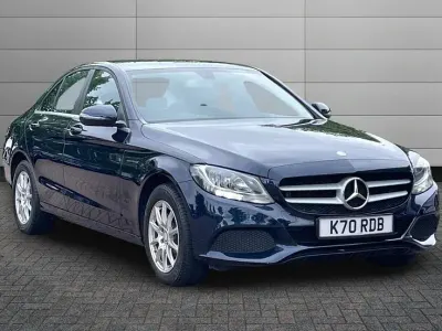 Used Mercedes C220 SE 170 HP (125 kW) 2017 Blue Sedan