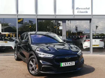 Gebraucht Ford Mustang Mach-E Extended Range 216 kW (294 PS) 2022 Schwarz SUV