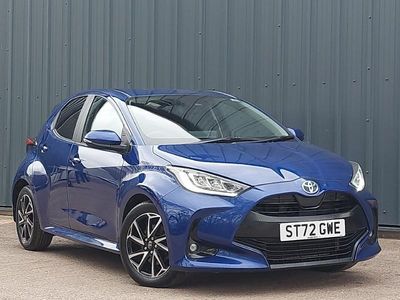 Used Toyota Yaris Hybrid Design 116 HP (85 kW) 2022 Blue Hatchback