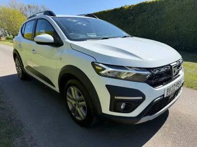 Begagnad Dacia Sandero Comfort 2022 Vit Halvkombi