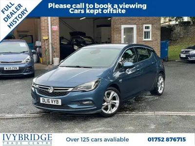 Used Vauxhall Astra SRi 150 HP (110 kW) 2016 Blue Hatchback