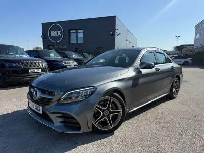 Begagnad Mercedes C220 AMG line 194 HK (142 kW) 2019 Grå Sedan