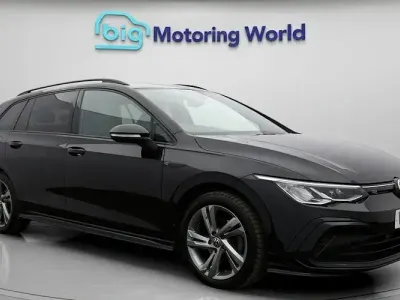 Used VW Golf VIII R-line 150 HP (110 kW) 2022 Black Estate