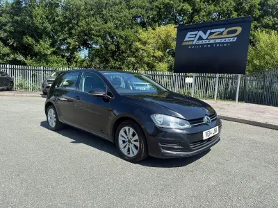 Used VW Golf VII SE 105 HP (77 kW) 2014 Black Hatchback