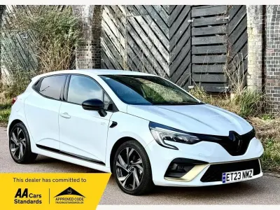 Gebraucht Renault Clio V Engineered 2023 Weiß Kleinwagen