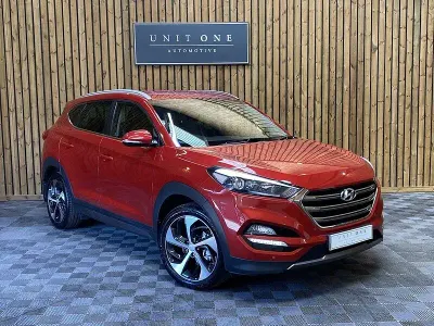 Used Hyundai Tucson Premium 177 HP (130 kW) 2016 Red SUV