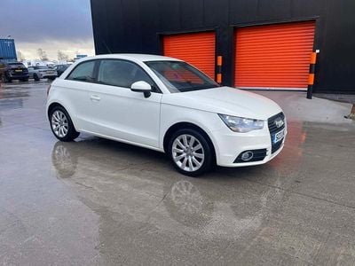 Used Audi A1 Sport 122 HP (89 kW) 2011 White Hatchback