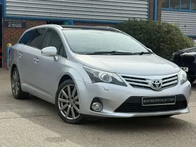 Used Toyota Avensis 2014 Silver Estate