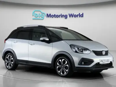 Second-hand Honda Jazz Hybrid 109 CP (80 kW) 2023 Alb Hatchback