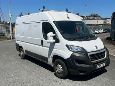 Used Peugeot Boxer 140 HP (102 kW) 2021 White Van