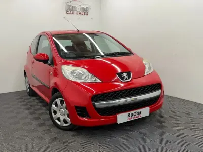 Second-hand Peugeot 107 68 CP (50 kW) 2010 Roșu Hatchback