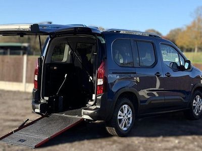 Used 2023 Peugeot Rifter Allure MPV | £14,490 (Super price)