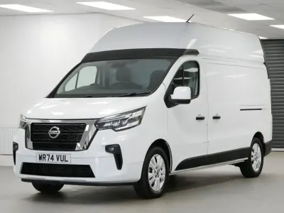 Used Nissan Primastar Tekna 150 HP (110 kW) 2024 White MPV