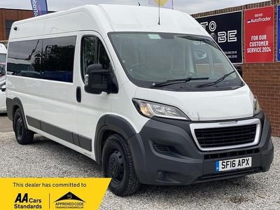 Used Peugeot Boxer 130 HP (95 kW) 2016 White Van