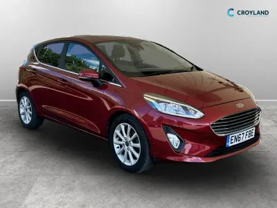 Used Ford Fiesta Titanium 125 HP (91 kW) 2018 Red Hatchback