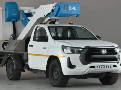 Used Toyota HiLux Active 150 HP (110 kW) 2023 White Pickup