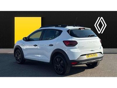 Used Dacia Sandero Essentiel 90 HP (66 kW) 2024 White SUV