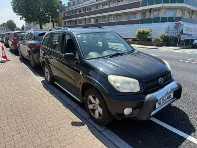 Used Toyota RAV4 147 HP (108 kW) 2004 Black SUV