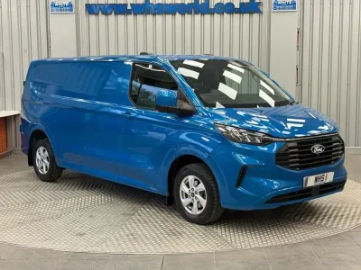 Usado Ford Transit Custom Limited 136 CV (100 kW) 2025 Azul Van