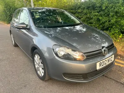 Used Ford Focus Zetec 125 HP (91 kW) 2015 Silver Hatchback