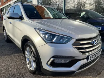 Begagnad Hyundai Santa Fe Premium 2016 Silver SUV
