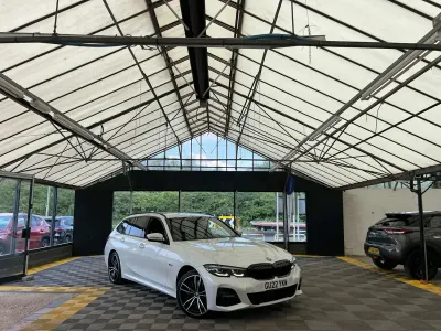 Used BMW 330e M Sport 292 HP (214 kW) 2022 White Estate