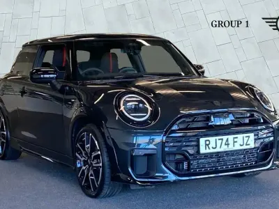 Usado Mini Cooper Hatch 154 CV (113 kW) 2024 Gris Utilitario