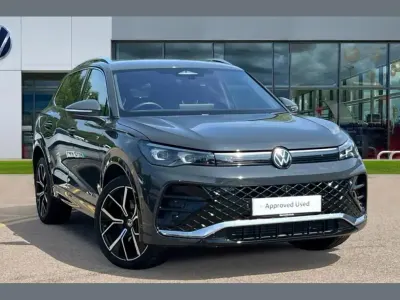 Used VW Tiguan R-line 265 HP (194 kW) 2025 Urano grey SUV