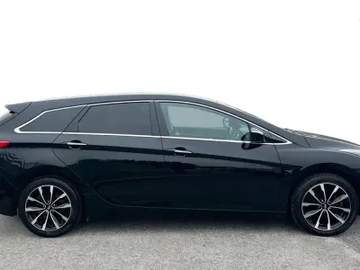 Used Hyundai i40 SE 134 HP (98 kW) 2019 Black Estate