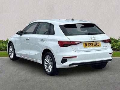 Used Audi A3 Advanced 108 HP (79 kW) 2023 White Sedan