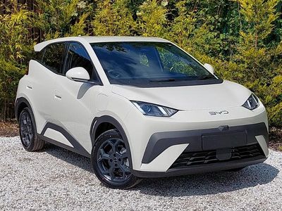 New BYD Dolphin Surf Boost 64 kW (88 HP) 2025 White Hatchback