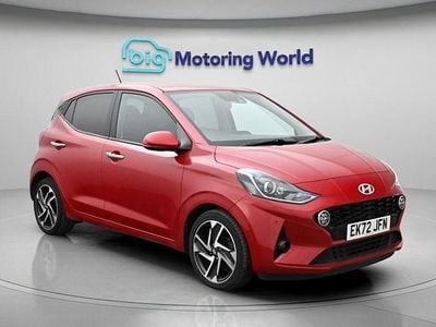 Used Hyundai i10 Premium 84 HP (61 kW) 2023 Red Hatchback
