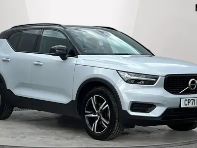 Used Volvo XC40 R-Design 163 HP (119 kW) 2022 Silver SUV