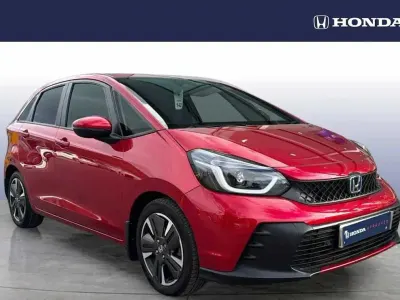 Używany Honda Jazz Advance 122 KM (89 kW) 2023 Czerwony Hatchback