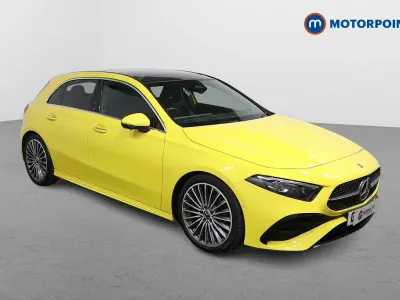 Begagnad Mercedes A180 AMG Line Premium Plus 136 HK (100 kW) 2024 Gul Halvkombi